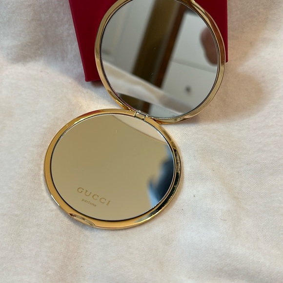 NIB GUCCI double-sided mirror - Picture 2 of 3